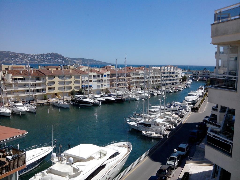 Club Nautic 3 Apartment Empuriabrava Exterior photo