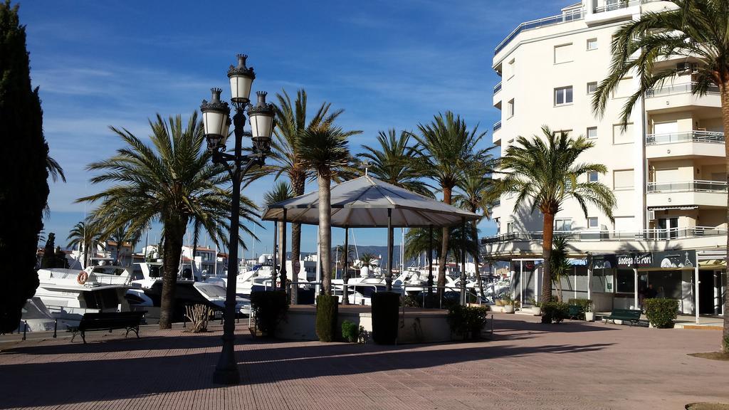 Club Nautic 3 Apartment Empuriabrava Exterior photo
